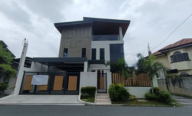 60M Two Storey Residential Unit with Attic and 4 Bedrooms for sale in Merville Paranaque City-JCR