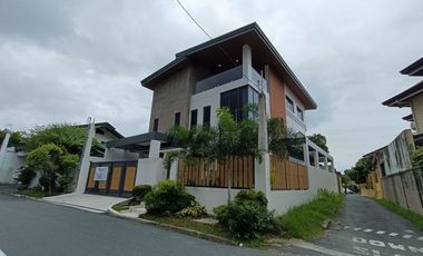 60M Two Storey Residential Unit with Attic and 4 Bedrooms for sale in Merville Paranaque City-JCR