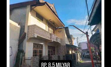 Rumah  2 Lantai
Jl Tarakan Lorong XXXX
Luas 195 (16.25X12)
Dekat sekolah PIP
Rp. 8.5 Milyar