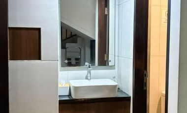 Hotel for Sale in Denpasar with Swimming Pool and Internet