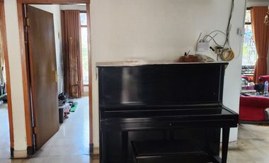 Dijual Rumah 1 1/2 Lantai di Bandung