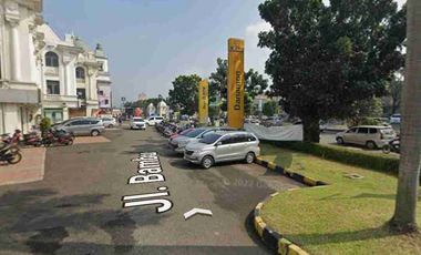 Jual Ruko Gandeng 3 Lantai Hadap Jalan Raya Alternatif Cibubur.