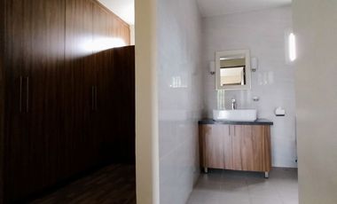 FOR SALE! 16M 3-Storey Townhouse in Brgy Don Bosco Betterliving Paranaque -AP