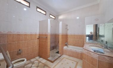 Rumah 2 lantai siap huni murah dan rapih cinere mas