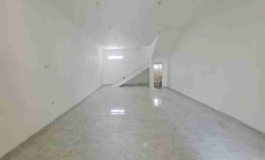 Ruko Strategis Pinggir Jalan Re Martadinata Jebres Solo, Depan Pasar Tanggul. Cocok Untuk Investasi Bisnis Maupun Usaha.