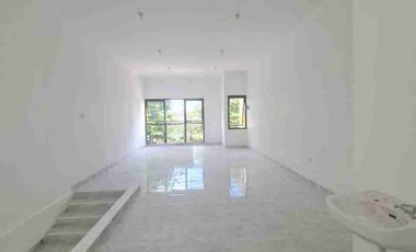 Ruko Strategis Pinggir Jalan Re Martadinata Jebres Solo, Depan Pasar Tanggul. Cocok Untuk Investasi Bisnis Maupun Usaha.