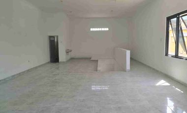 Ruko Strategis Pinggir Jalan Re Martadinata Jebres Solo, Depan Pasar Tanggul. Cocok Untuk Investasi Bisnis Maupun Usaha.