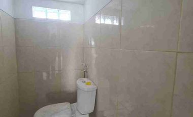 Ruko Strategis Pinggir Jalan Re Martadinata Jebres Solo, Depan Pasar Tanggul. Cocok Untuk Investasi Bisnis Maupun Usaha.