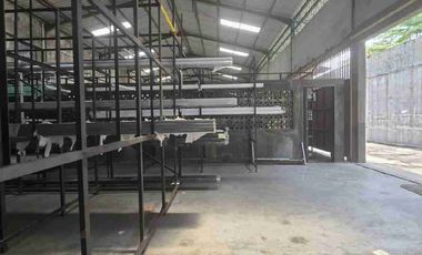 Disewakan Gudang Atau Ruang Usaha Atau Kantor Strategis Di Jalan Veteran Tipes Serengan Solo.