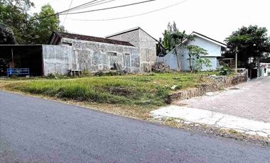 Dekat Mercubuana, Tanah Dijual, Tepi Aspal Lebar, Cocok U/ Usaha, Nyaman U/ Hunian