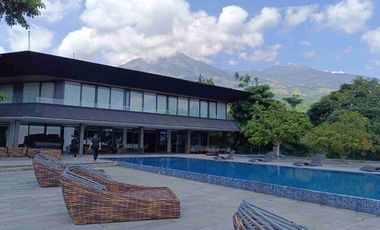 Villa mewah Tretes Prigen view gunung