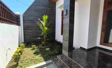 Rumah Mewah Baru Klasik di Sumber Dekat Manahan SOLO KOTA