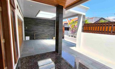 Rumah Mewah Baru Klasik di Sumber Dekat Manahan SOLO KOTA