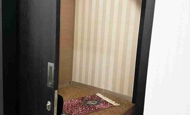 Kantor siap pakai 3lantai lokasi strategis pinggir jalan Anggrek loka raya