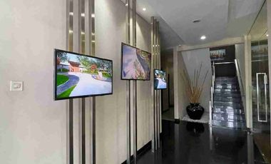 Kantor siap pakai 3lantai lokasi strategis pinggir jalan Anggrek loka raya