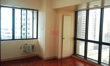 FOR LEASE: Luxurious 3-Bedroom Unit at Skyland Plaza, Makati!