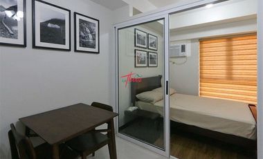 MODERN 1BR CONDO AT BRIO TOWER – FACING ROCKWELL | READY FOR MOVE-IN