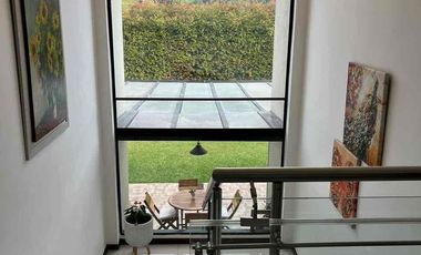 SE VENDE ESPECTACULAR CASA EN LA FLORIDA