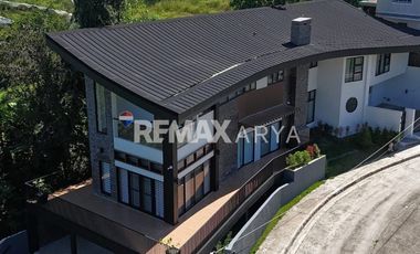 Spacious 5BR Pinewoods Home w/ Entertainment Rm & Garden