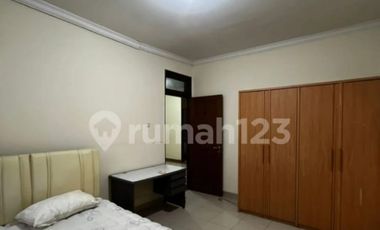 DISEWAkan cepat Rumah di Flamboyan Golf PIK