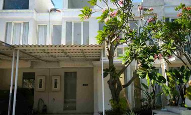 Disewakan Rumah Grand Pakuwon dekat Margomulyo