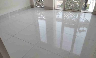 Disewakan Rumah Grand Pakuwon dekat Margomulyo