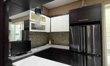 Rumah Mewah Full Furnish Lantai Marmer Graha Family dekat Pakuwon Mall Citraland