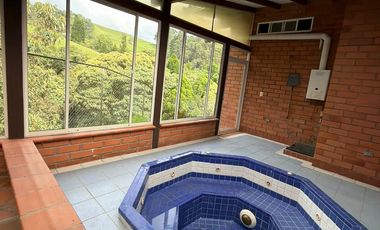 CASA EN VALLES DE LA ALHAMBRA