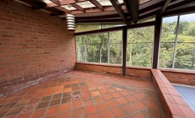 CASA EN VALLES DE LA ALHAMBRA