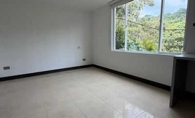 CASA EN VALLES DE LA ALHAMBRA