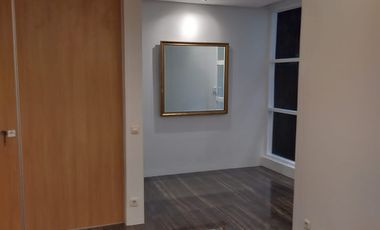 Rumah disewakan di Pondok Indah