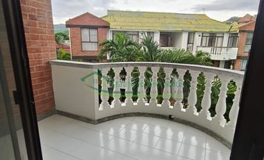 En Girardot Vendemos / Arrendamos apartamento en Condominio Parques de Andalucía excelente precio