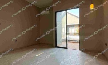 Rumah Furnished DP 0 Dekat Pintu Tol Limo Depok