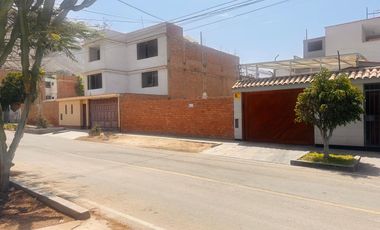 VENTA DE TERRENO  EN URB. PORTADA DEL SOL , LA MOLINA