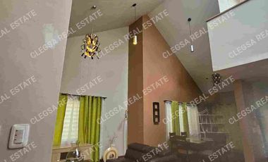 Casa con terreno  en venta en Roma- Cuidadela Los Ingenieros- Monay Shopping