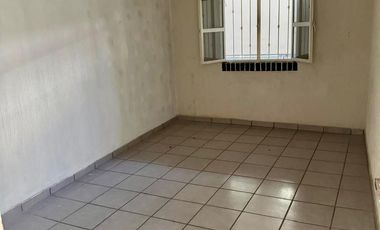 VENTA DE CASA EN VISTA HERMOSA SUR MUY AMPLIA