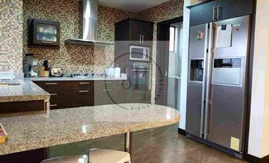 Suite amoblada en renta CUENCA