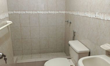 Departamento planta alta en alquiler