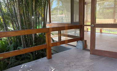 Propiedad comercial de renta en Tumbaco sector La Cerámica, estratégica ubicación sobre la Ruta Viva, ideal para negocio como Spa, restaurantes.