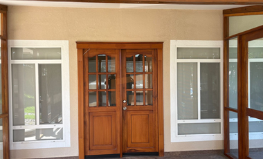 Propiedad comercial de renta en Tumbaco sector La Cerámica, estratégica ubicación sobre la Ruta Viva, ideal para negocio como Spa, restaurantes.