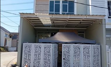 Rumah Modern Minimalis Hook di Shankara Residence Jatinangor