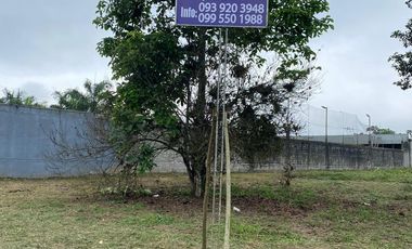 Vía a puerto limón, a dos cuadras de la vía principal.