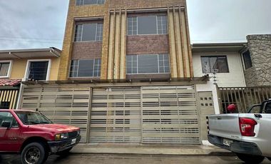 🏡 ¡Oportunidad única en Medio Ejido, Cuenca!