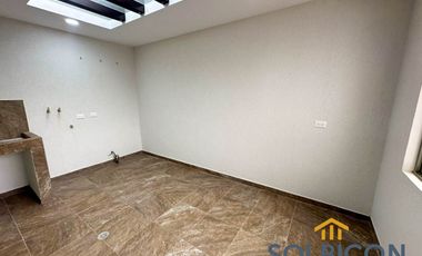 🏡 ¡Oportunidad única en Medio Ejido, Cuenca!
