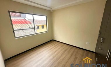 🏡 ¡Oportunidad única en Medio Ejido, Cuenca!