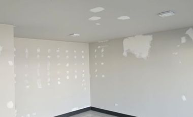 Dos locales en plaza 424