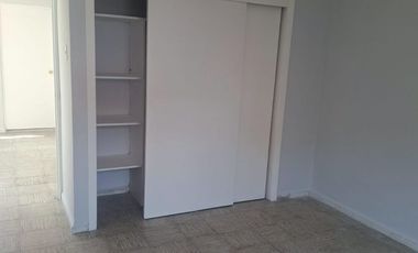 CASA EN VENTA CON EXCELENTE UBICACIÓN