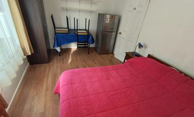 Arriendo departamento tipo Loft Forestal bajo