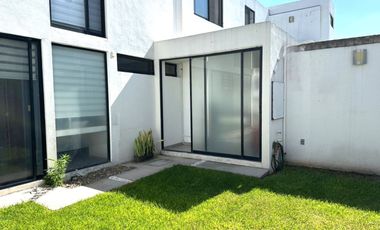 Casa tipo Loft con dos recámaras en Renta - Cañadas del Arroyo