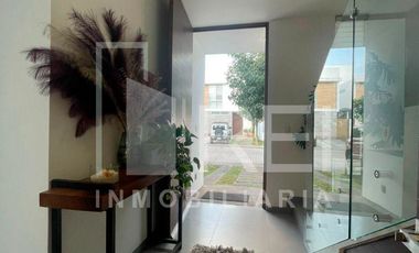 RENTA CASA AMUEBLADA EN LA CIBELA TLAJOMULCO